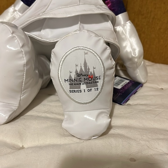 Minnie Mouse The Main Attraction Series Space Mountain - Picture 2 of 8